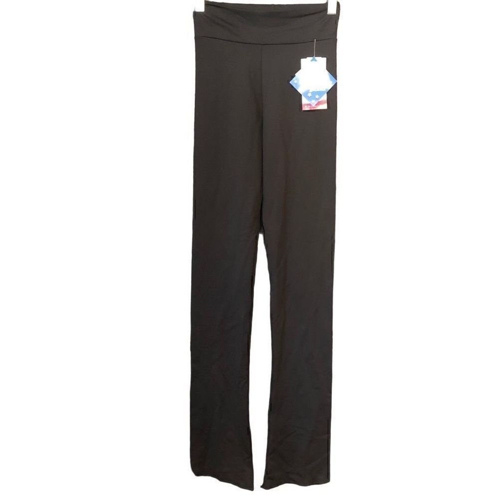 NWT - MotionWear Women’s Roll-Top Fitted Pants
MOTIONWEAR Adult Medium
